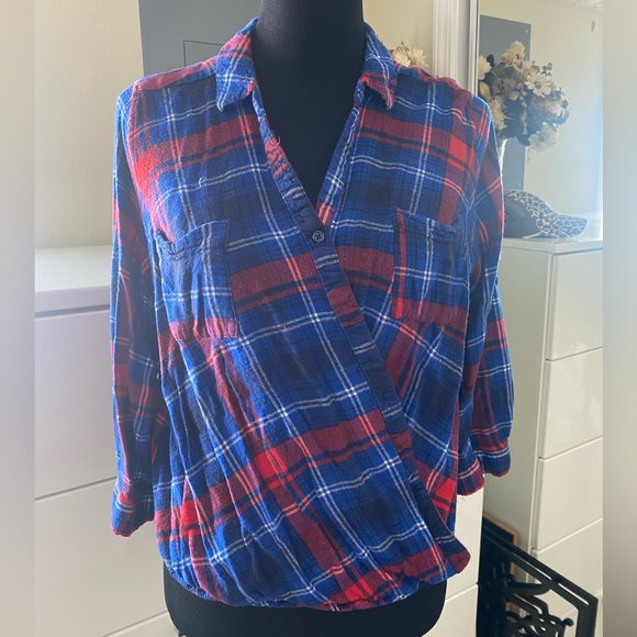 Como Vintage Tops - Women’s Red and Blue Plaid Pullover Shirt